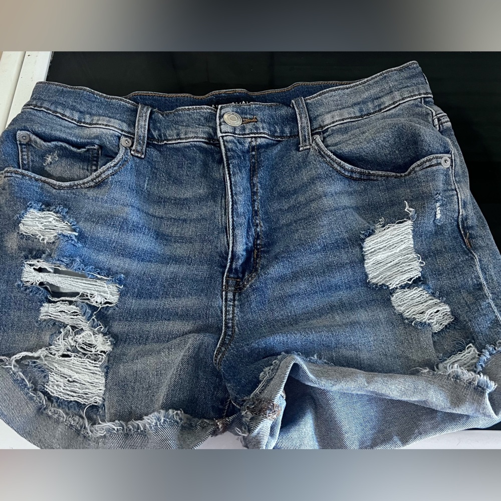 aeropostale “mom short” shorts